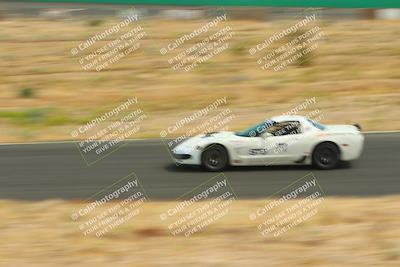 media/May-31-2025-CalClub SCCA (Sat) [[2c1a04e1ee]]/Race/Group 4/Turn 4b/